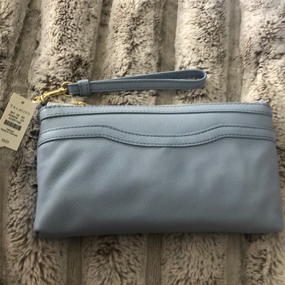 **NWT**- Baby Blue Wristelt